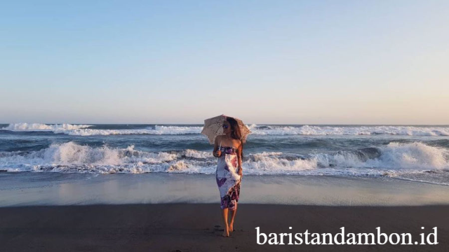 Pantai Parangkusumo: Wisata Alam dan Spiritual di Yogyakarta